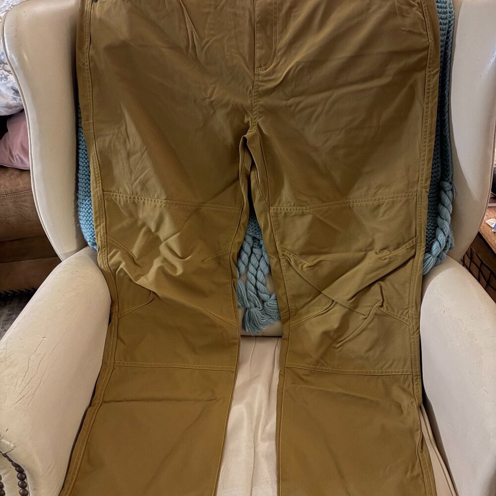 Simms, size 40, men's mid-weight, quick-dry hiking or fishing pants
